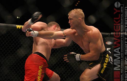 Trevor Prangley and Travis Lutter at UFC 54