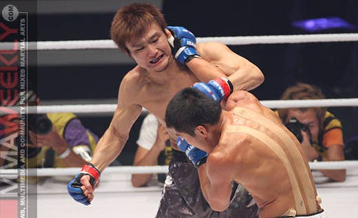 Takanori Gomi and Pang Sung Hwan at Sengoku 4