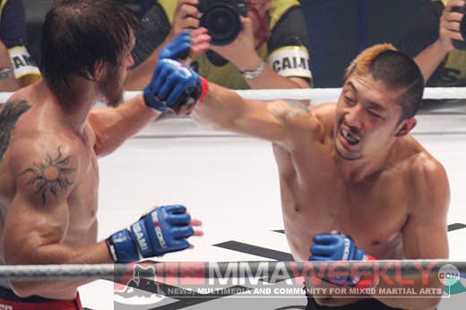 Ryan Schultz and Mizuto Hirota at Sengoku 4