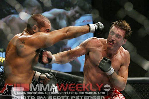 Stephan Bonnar and Sam Hoger at UFC Fight Night 1