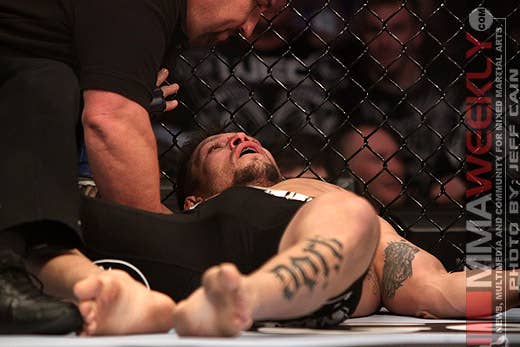 Henderson-Babalu-KO Renato Babalu Sobral