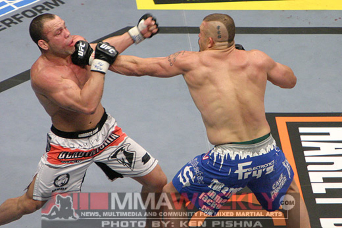 23-Chuck-Liddell-Wanderlei-Silva-UFC-79.jpg