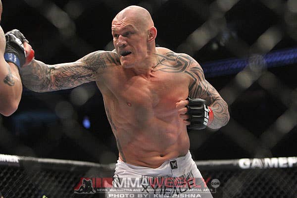 Krzysztof Soszynski and Mike Massenzio at UFC 131