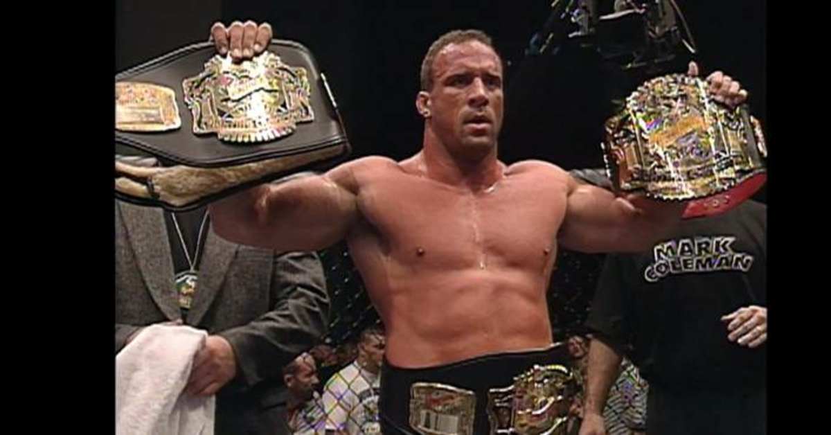 Mark Coleman in critical condition after saving family in house fire ...