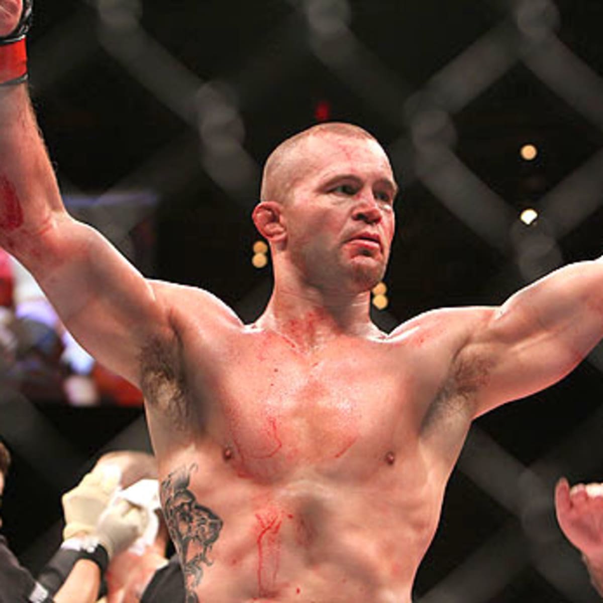 Chris Lytle secures $130,000 choke against Dan Hardy at UFC Live 5, UFC  News