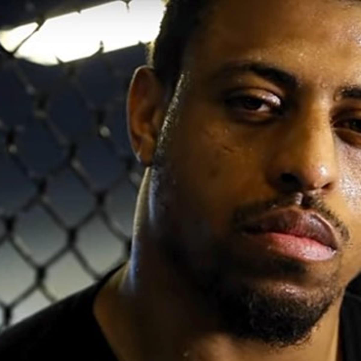 Greg Hardy replaces dos Santos, fights Volkov at UFC Moscow