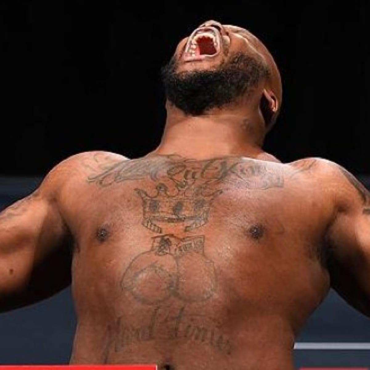 Derrick Lewis Mounts Epic Comeback with Brutal Third Round KO Against  Alexander Volkov - MMAWeekly.com | UFC and MMA News, Results, Rumors, and  Videos