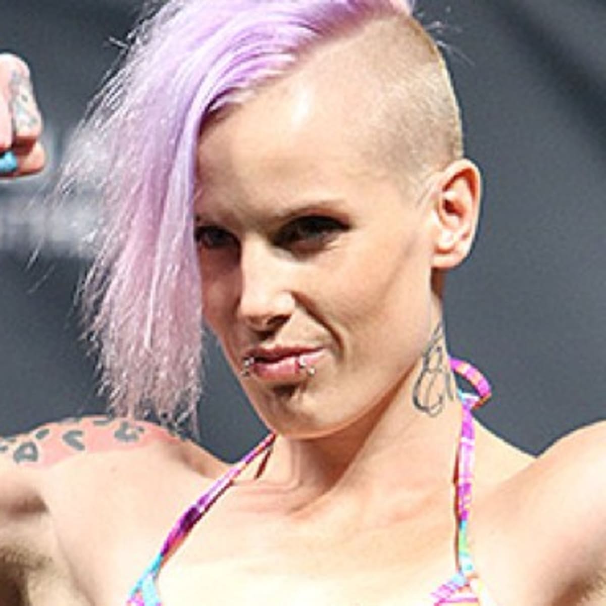 Bec Rawlings Makes Flyweight Debut Against Joanne Calderwood at UFC Sydney  - MMAWeekly.com | UFC and MMA News, Results, Rumors, and Videos