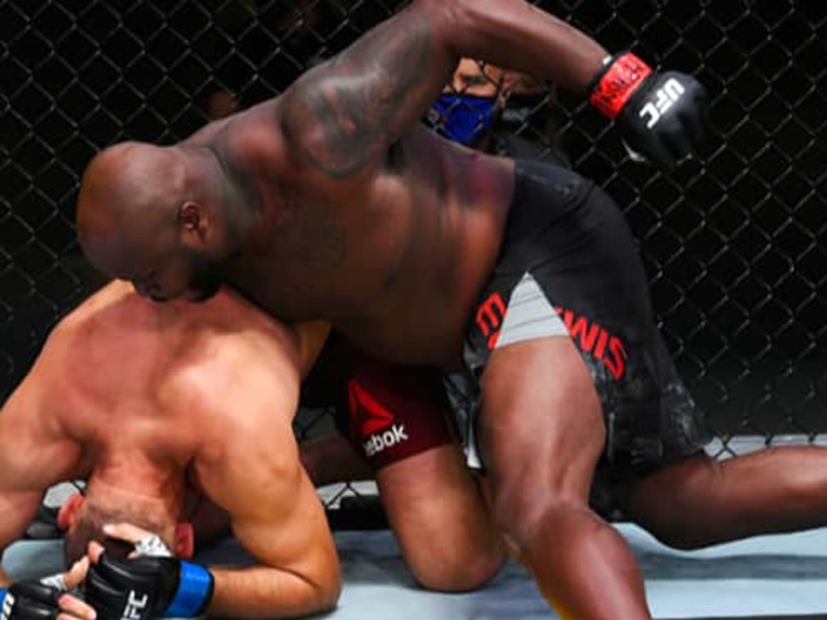 Lewis stops Oleinik to set UFC heavyweight knockout record