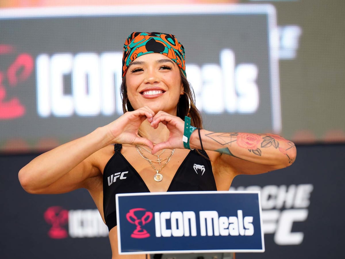 Tracy Cortez: What Happened, Jasmine pulled your what? - MMAWeekly.com |  UFC and MMA News, Results, Rumors, and Videos