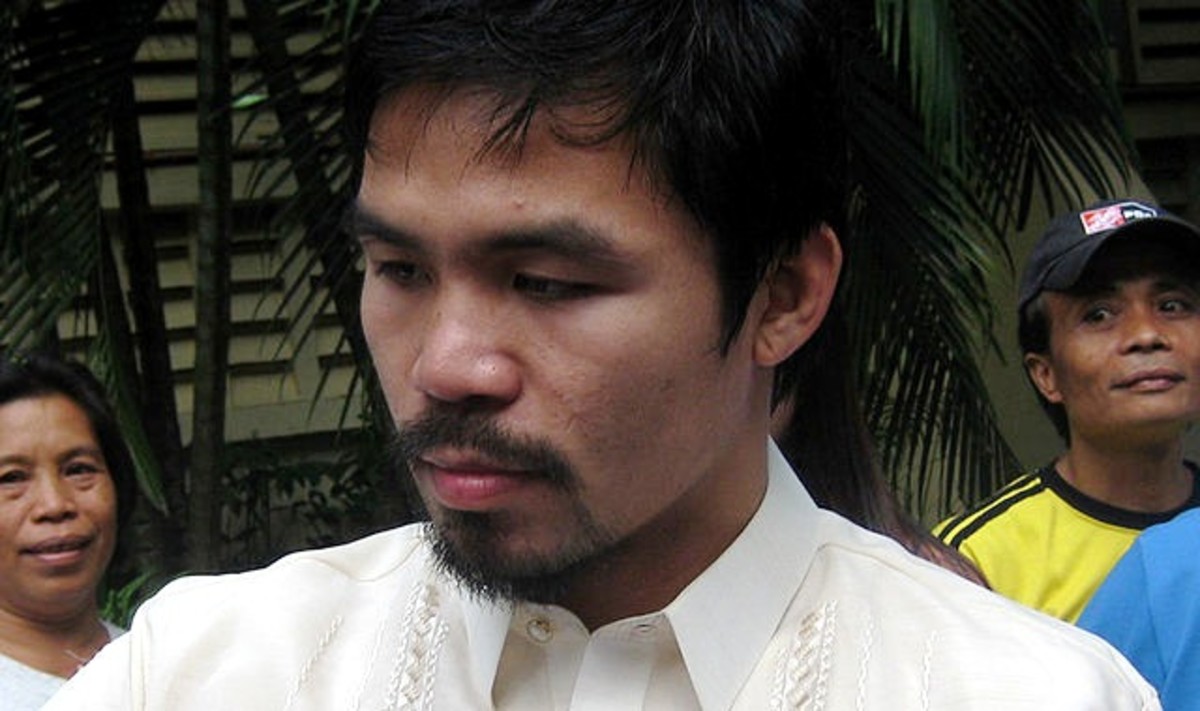 Manny Pacquiao set to fight MMA champion