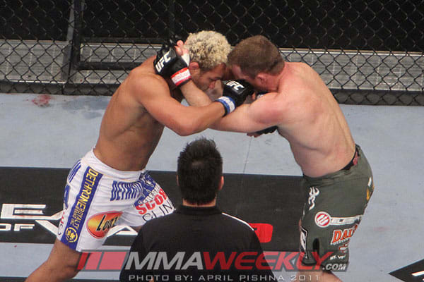 Ufc 135 Results Josh Koscheck Finishes Matt Hughes In Opening Round Ufc And 4775