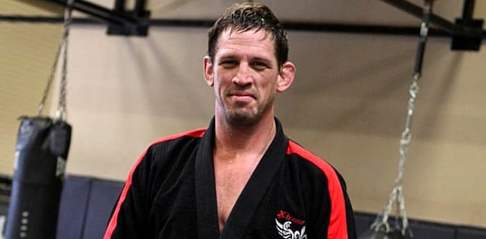 MMA Coach Robert Follis' Death Ruled A Suicide - MMAWeekly.com | UFC ...