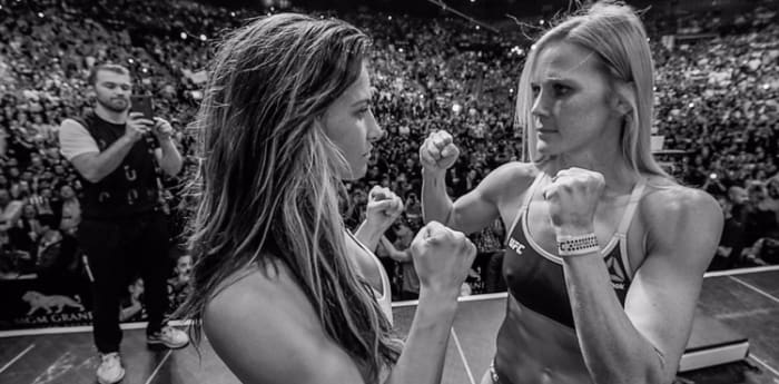 Ufc 200 Free Fight Miesha Tate Chokes Out Holly Holm Ufc And Mma News