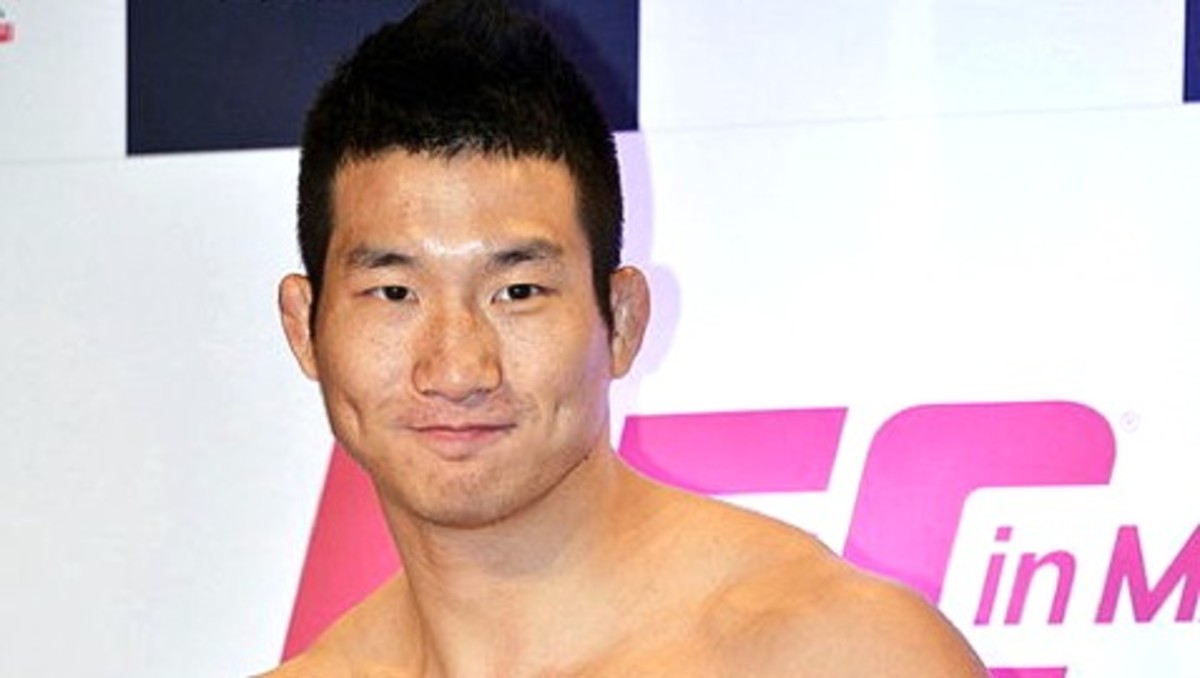 Getting Ready for UFC Singapore: Hyun-Gyu Lim's Knockout of Marcelo ...