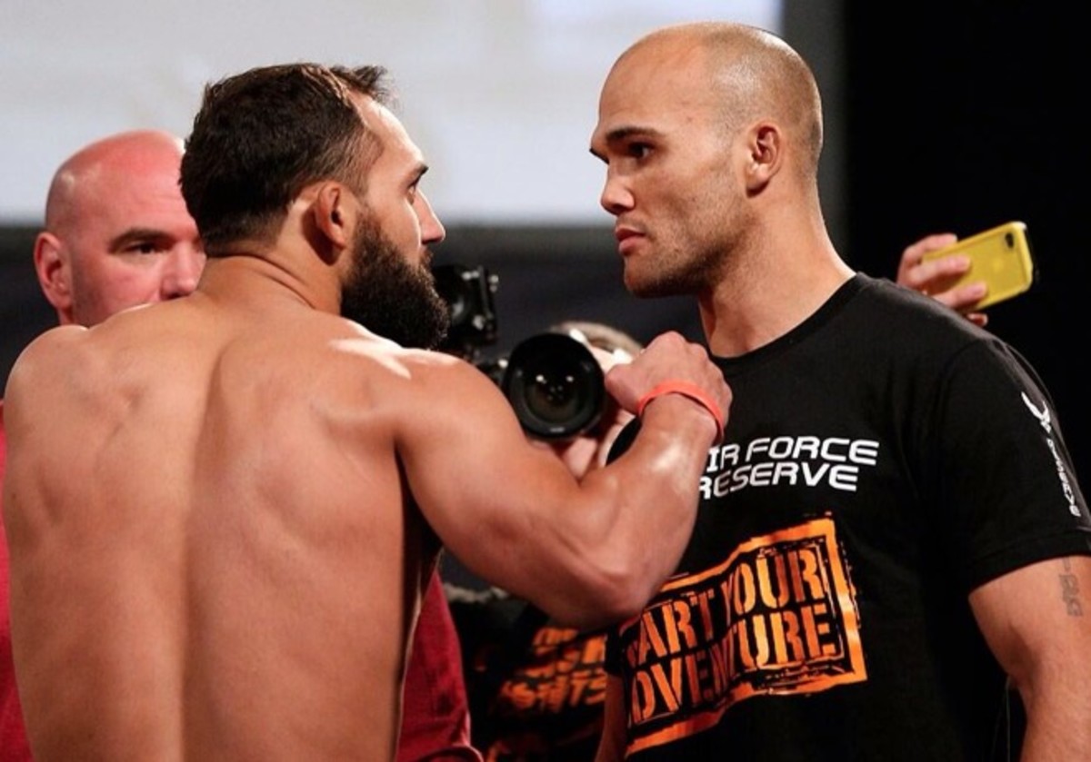 UFC 171 Fight Highlights Video: Johny Hendricks Vs. Robbie Lawler ...