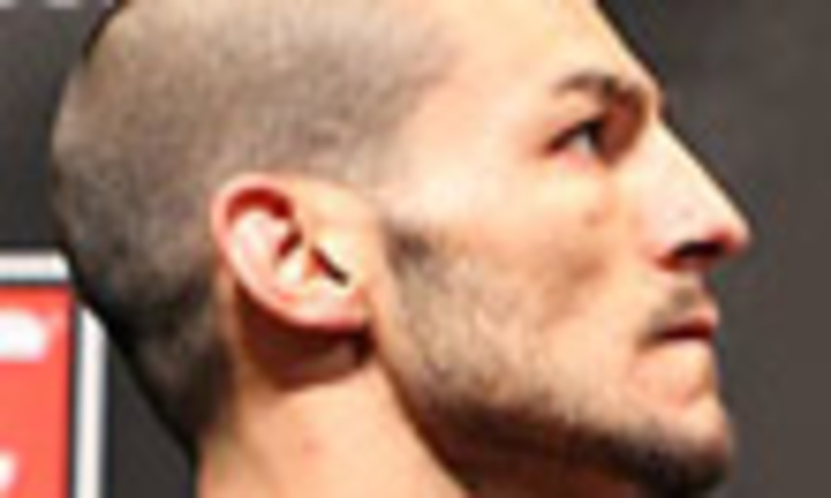 Ufc 152 Results Cub Swanson Continues His Reign Of Terror With Ko Over