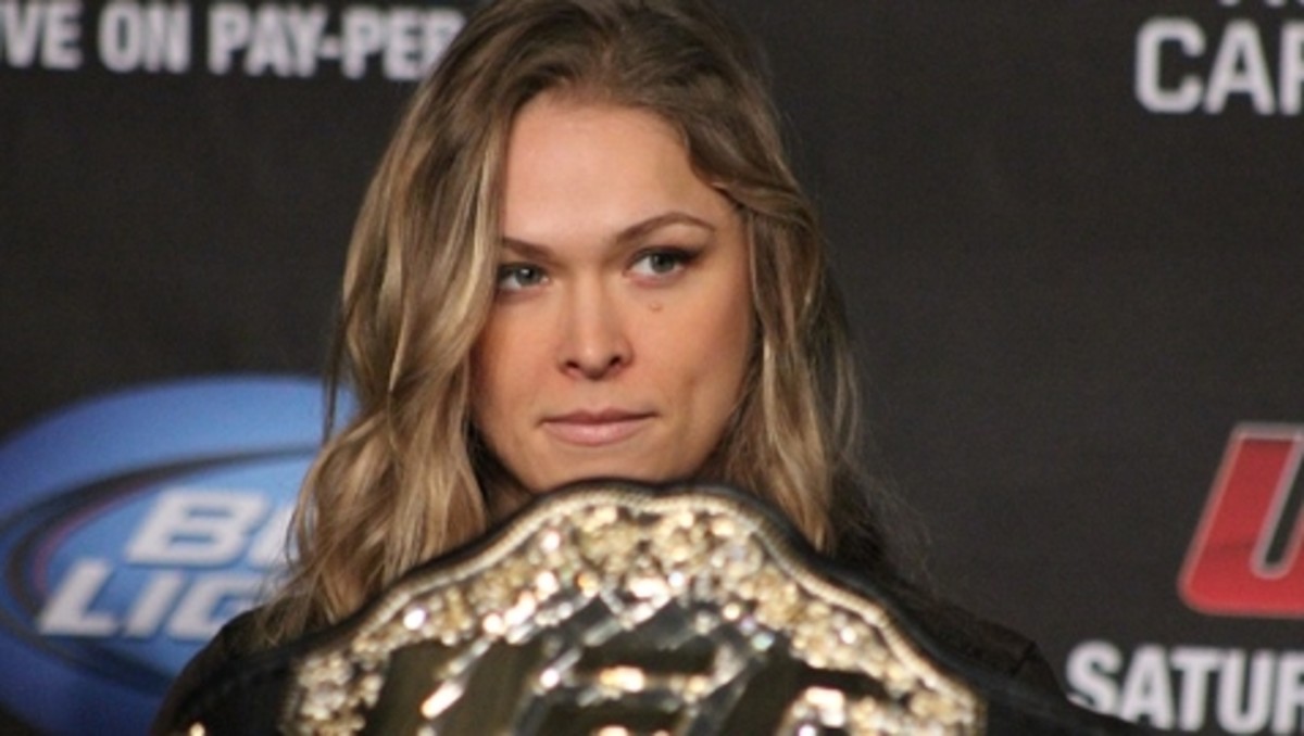 Ronda Rousey Says She Wants the Belt More; She's Willing to Die For It ...