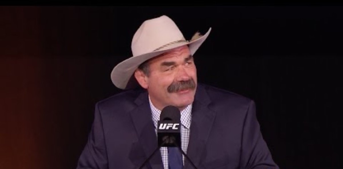 UFC legend Don Frye punched a fan at UFC 270 | Video - MMAWeekly.com ...