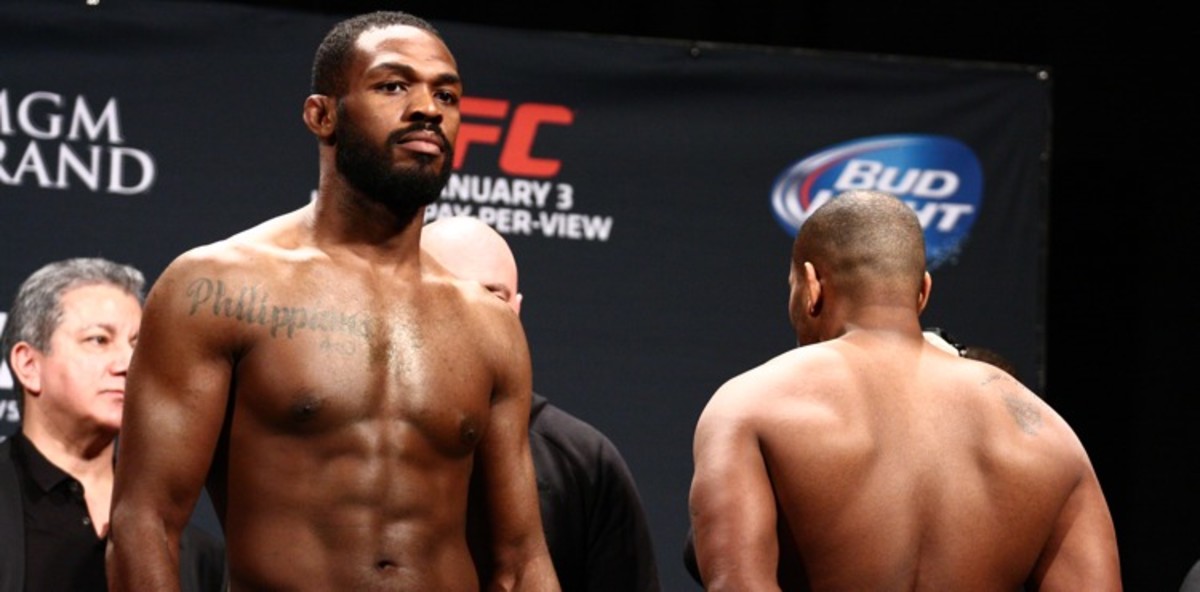 Daniel Cormier Shoots Down New York Fight with Jon Jones - MMAWeekly ...