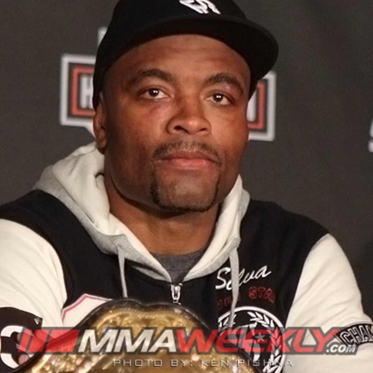 Anderson Silva UFC 162 Open Workout Culminates in Kicking Contest with ...