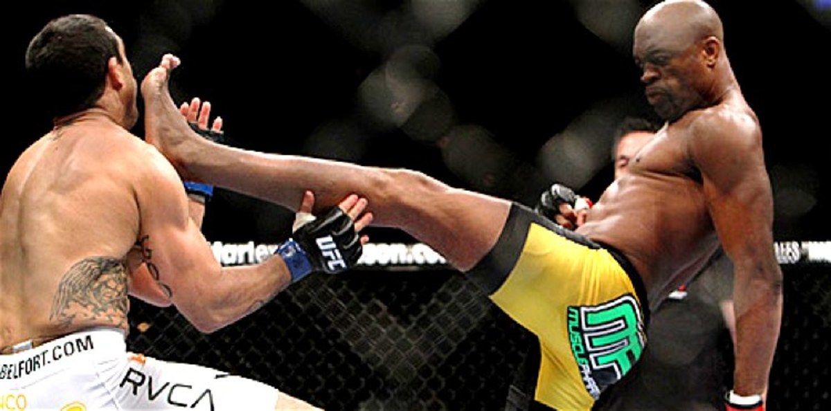 Watch Anderson Silva's front-kick-to-the-face KO of Vitor Belfort (UFC ...