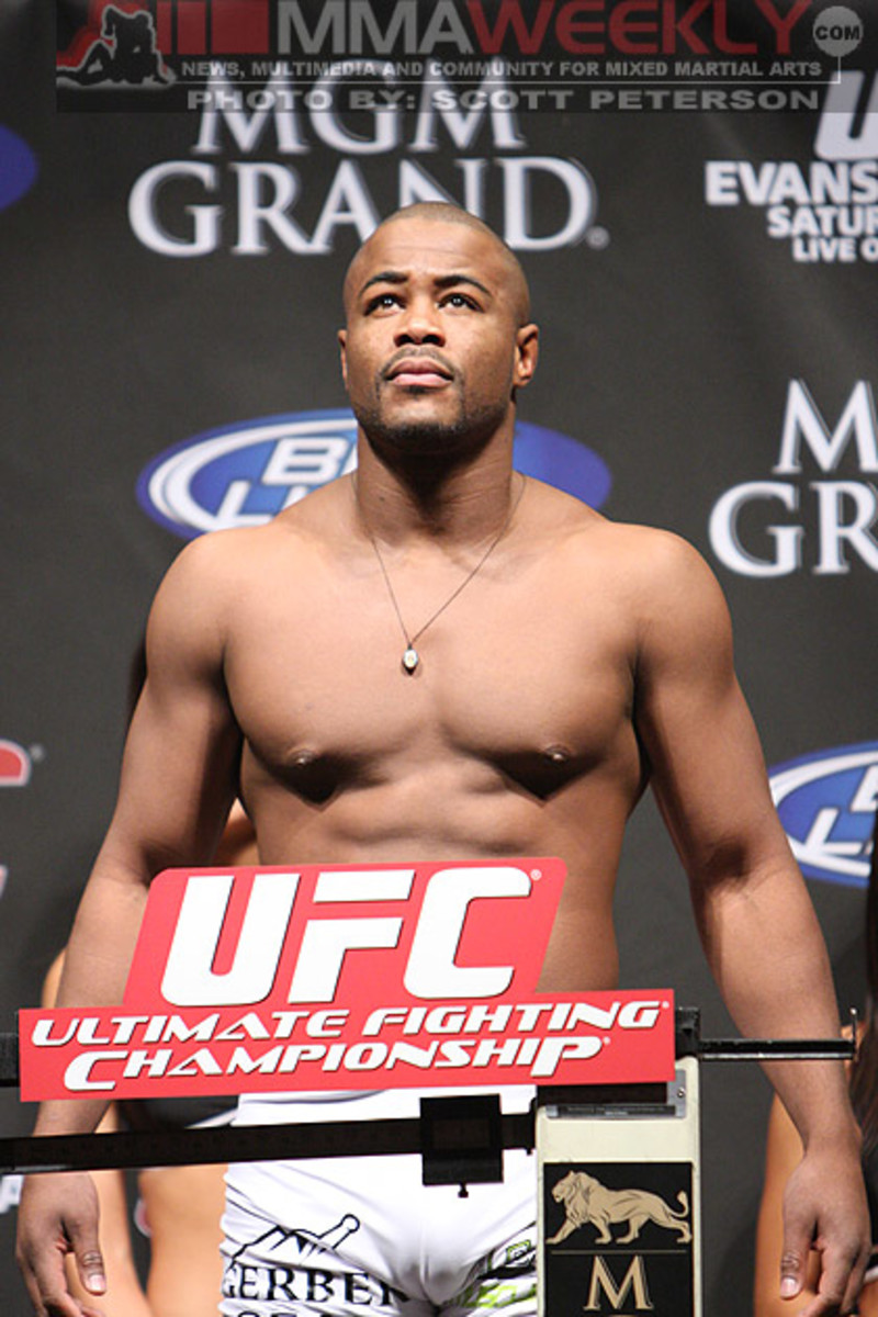 Rashad Evans: I Have An Amazing Record for Having the Worst Chin in the ...