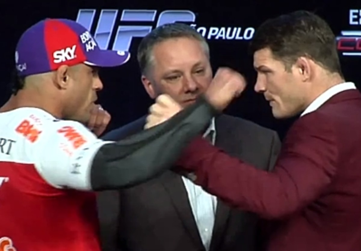 UFC On FX 7 Face-off Gets Heated When Vitor Belfort And Michael Bisping ...