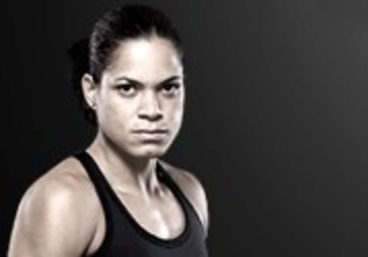 Amanda Nunes Pulled from UFC on FOX 11 to Fight Former Strikeforce ...