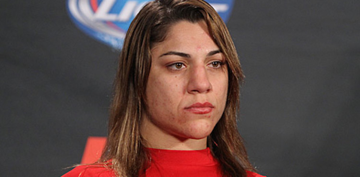 Bethe Correia Nude