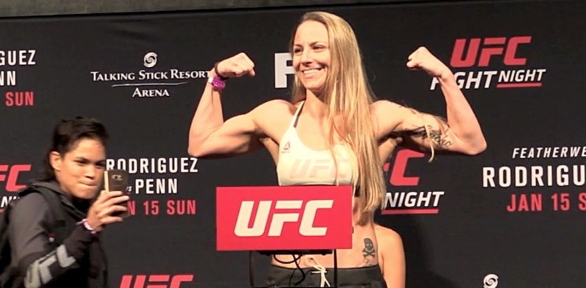 Nina Ansaroff Used Amanda Nunes Momentum Ufc Phoenix Video Ufc And Mma News