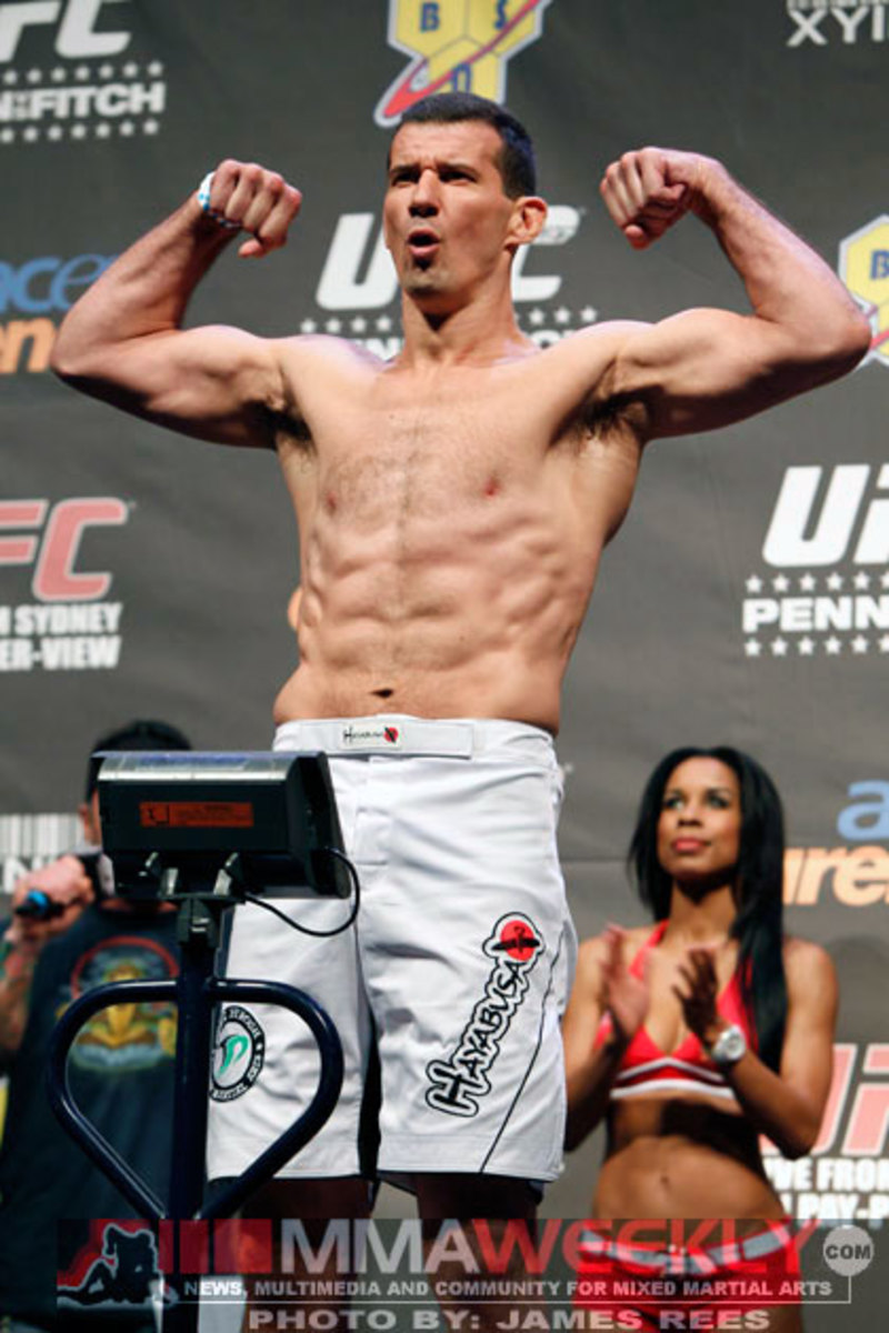 UFC 163 Fighter Bonuses: Anthony Perosh Leads $50,000 Award Winners ...