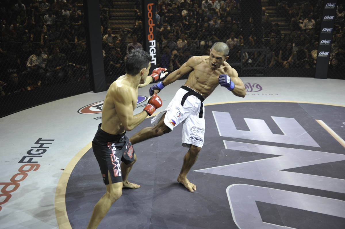 One FC's Eric Kelly: Featherweight's Future Star - MMAWeekly.com | UFC ...