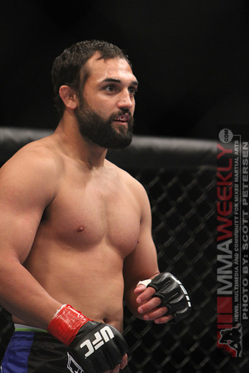 Johny Hendricks Reports Hand Is Not Broken, Now Awaiting Showdown With ...